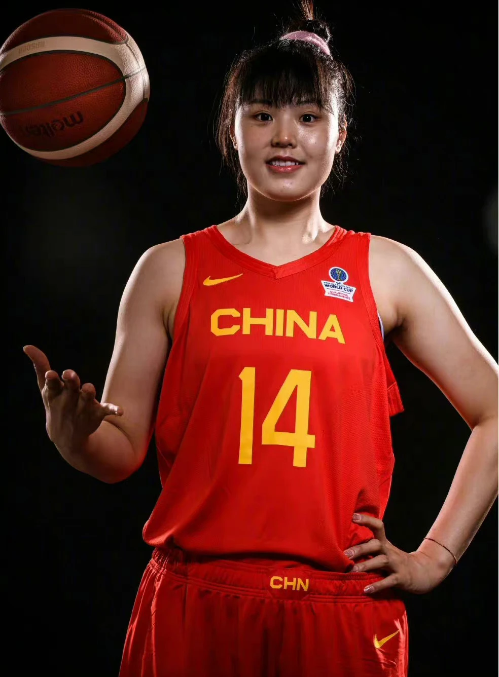 篮球老将如何通过瑜伽提升柔韧性_0